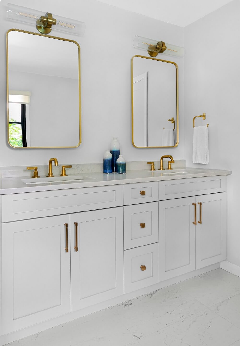 Licensed and Insured Stylish Bathroom Lighting Installation in Midland Park, NJ